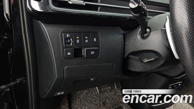 Hyundai Staria Inspiration, 2023 16