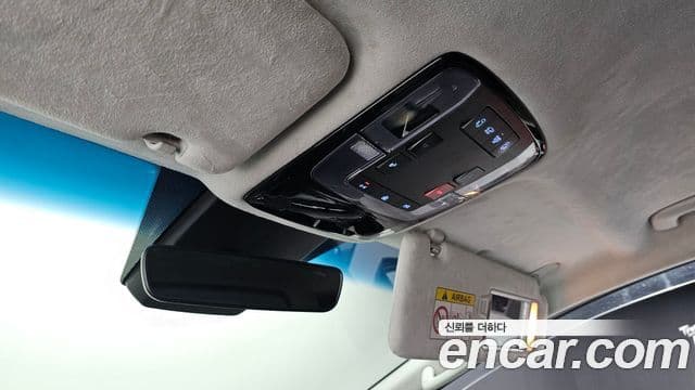 Hyundai Staria Inspiration, 2023 17