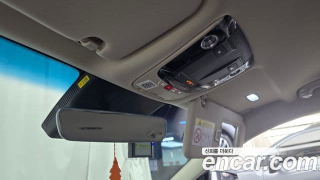 Kia The / новый New K8 гибрид Noblesse, 2025 18