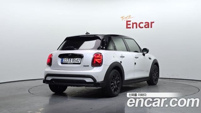 Mini Cooper 3세대, 2024 2