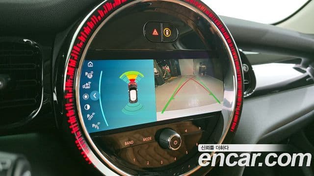 Mini Cooper 3세대, 2024 15