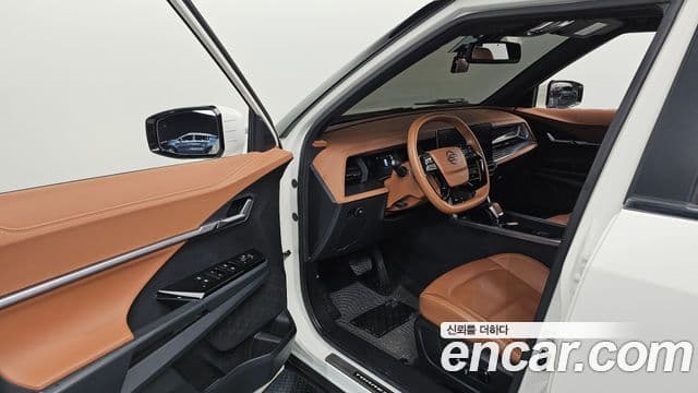 KG모빌리티(SsangYong) Torres T7, 2023 8