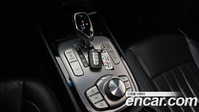 Hyundai Genesis Prada GP500, 2012 9