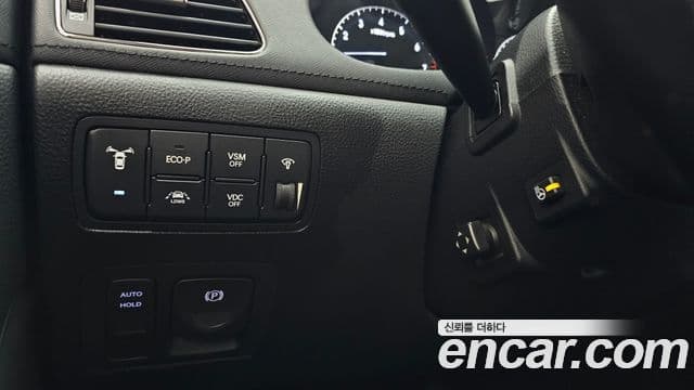 Hyundai Genesis Prada GP500, 2012 16