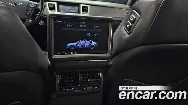 Hyundai Genesis Prada GP500, 2012 17