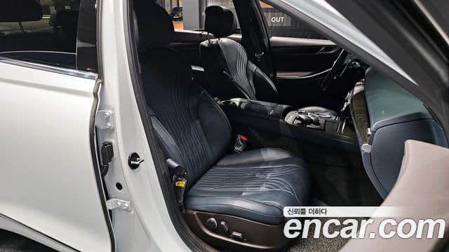 Genesis G80 (RG3) бензин 2.5 турбо AWD, 2022 10