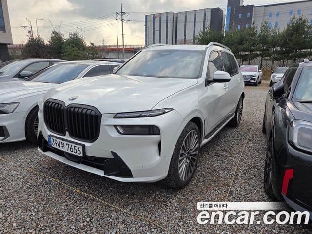 BMW X7 (G07) xDrive 40i Design Pure Excellence 7인승, 2025 1