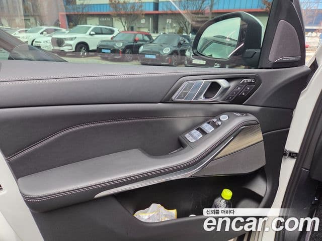 BMW X7 (G07) xDrive 40i Design Pure Excellence 7인승, 2025 9