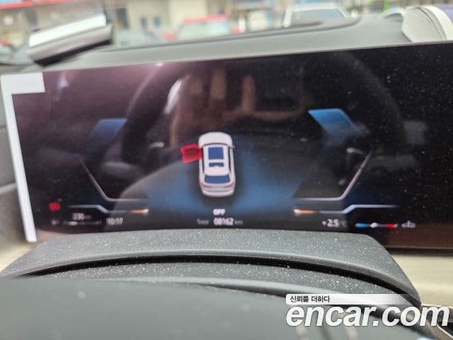 BMW X7 (G07) xDrive 40i Design Pure Excellence 7인승, 2025 11