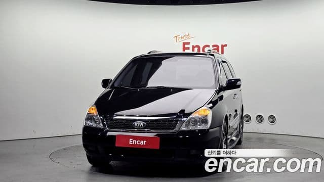 Kia Carnival R Premium, 2013 3