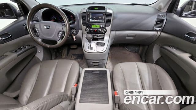 Kia Carnival R Premium, 2013 7