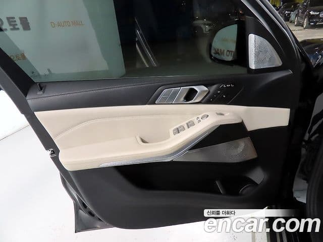 BMW X7 (G07) xDrive 40i Design Pure Excellence 7인승, 2021 10