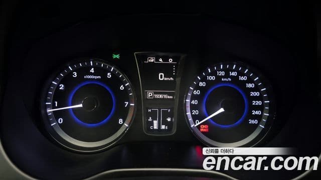 Hyundai Grandeur HG Modern, 2015 8