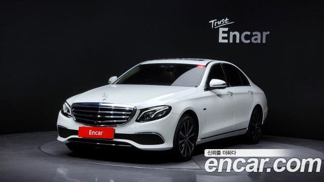 Mercedes-Benz E-класс W213 Exclusive, 2020 1