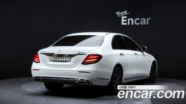 Mercedes-Benz E-класс W213 Exclusive, 2020 2