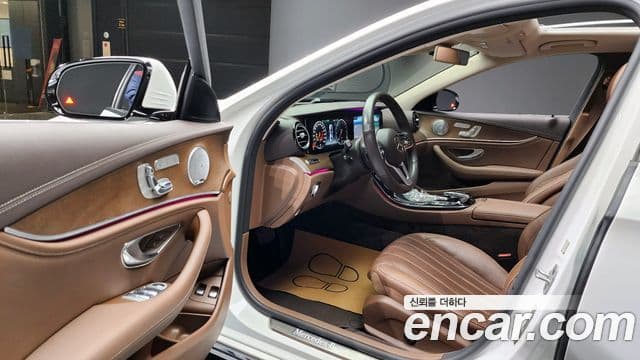 Mercedes-Benz E-класс W213 Exclusive, 2020 11