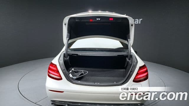 Mercedes-Benz E-класс W213 Exclusive, 2020 20