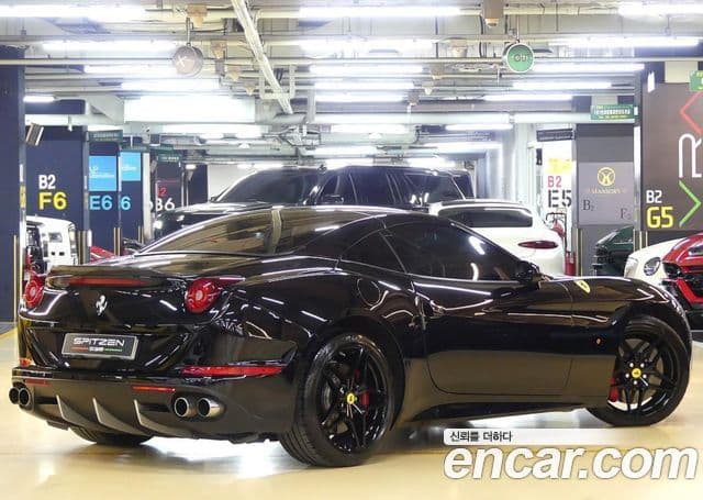 Ferrari 캘리포니아 T 3.9 V8, 2015 3