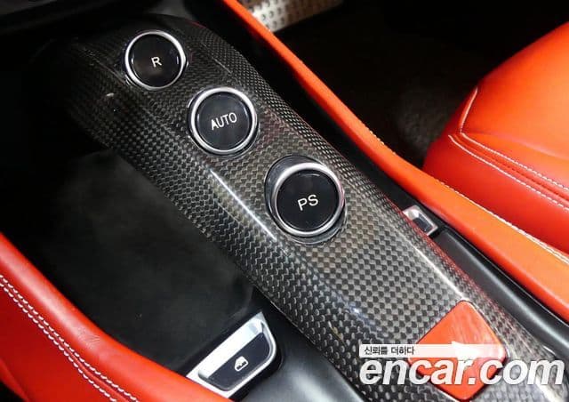 Ferrari 캘리포니아 T 3.9 V8, 2015 9