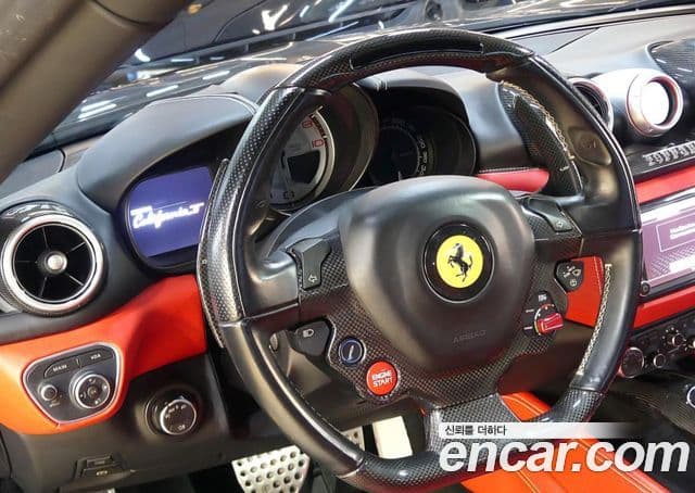 Ferrari 캘리포니아 T 3.9 V8, 2015 11