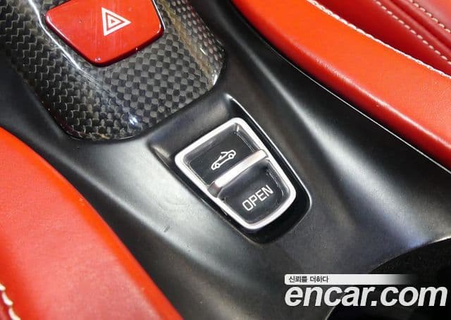 Ferrari 캘리포니아 T 3.9 V8, 2015 14