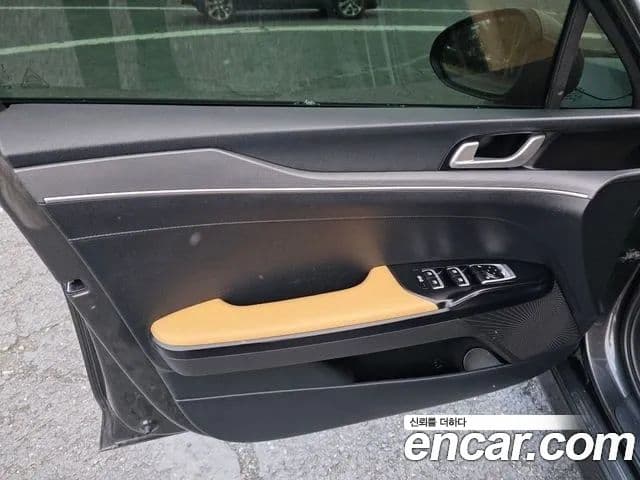 Kia K5 гибрид 3세대 Prestige, 2021 19