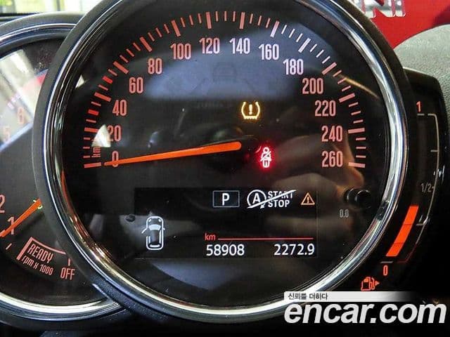 Mini Cooper 클럽맨 2세대, 2018 9