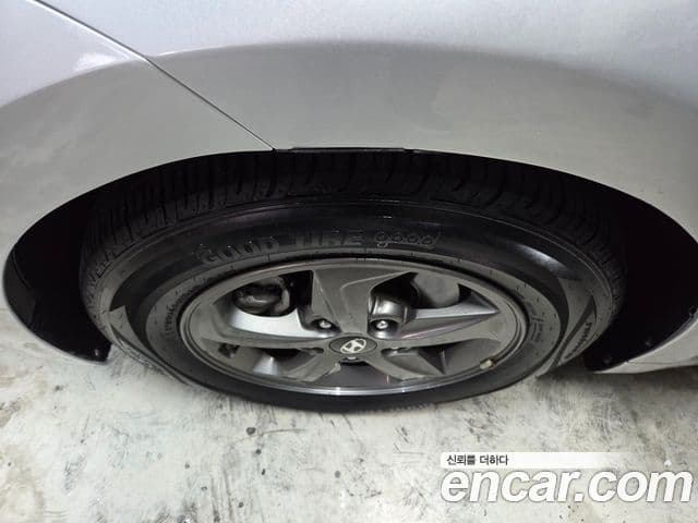 Hyundai Avante AD 1.6 GDI Smart, 2017 все фото