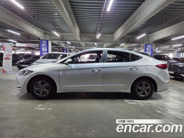 Hyundai Avante AD 1.6 GDI Smart, 2017 20