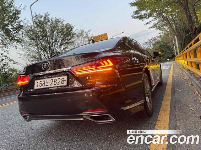 Lexus LS500 5세대 3.5 Luxury AWD, 2018 2