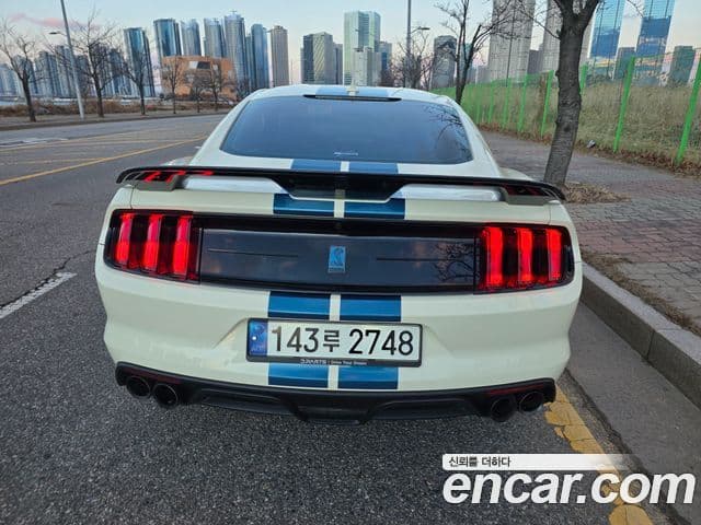 Ford Mustang Shelby GT350 купе, 2020 4