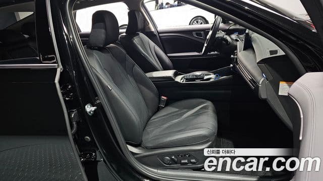 Kia The / новый New K8 гибрид Noblesse, 2025 10