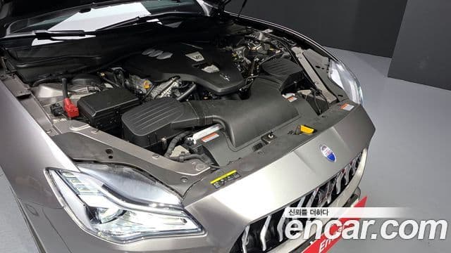 Maserati Quattroporte 3.0 V6 GranLusso, 2019 6