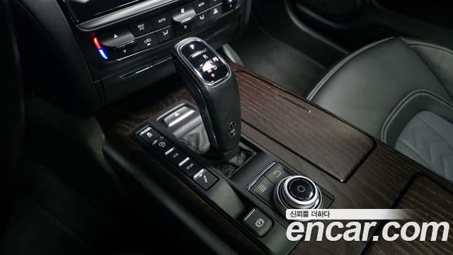 Maserati Quattroporte 3.0 V6 GranLusso, 2019 9