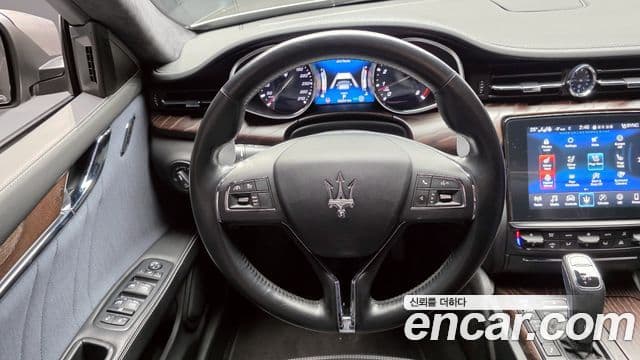 Maserati Quattroporte 3.0 V6 GranLusso, 2019 13