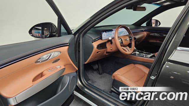 Genesis GV70, 2025 10