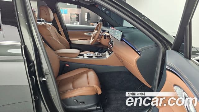 Genesis GV70, 2025 11