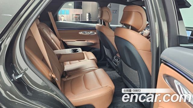 Genesis GV70, 2025 12