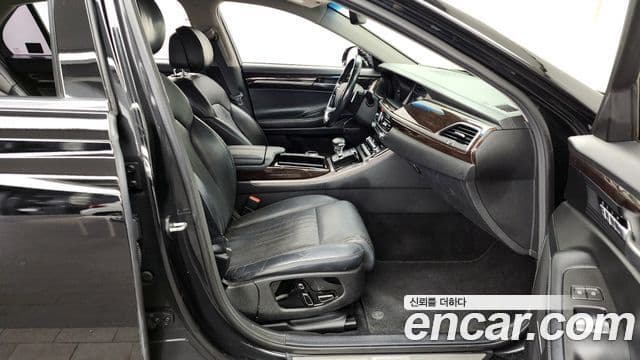 Genesis EQ900 Luxury, 2016 11