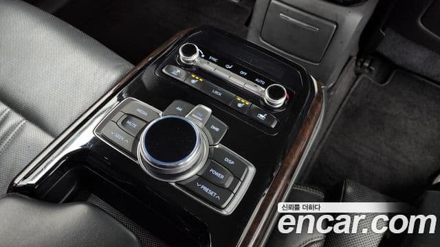 Genesis EQ900 Luxury, 2016 19