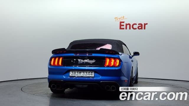 Ford Mustang GT кабриолет, 2020 4