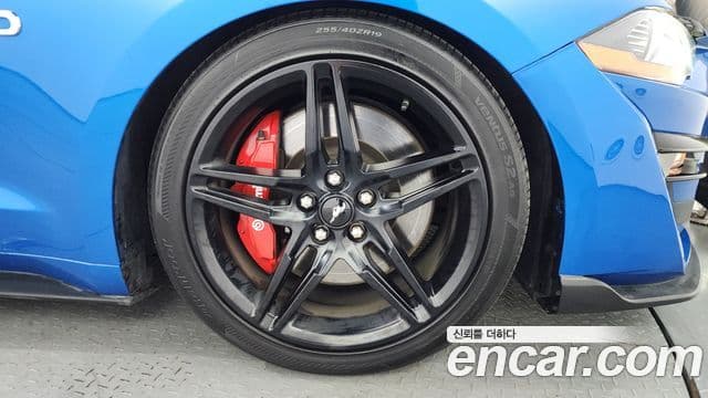 Ford Mustang GT кабриолет, 2020 все фото