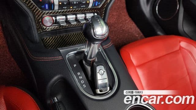 Ford Mustang GT кабриолет, 2020 9