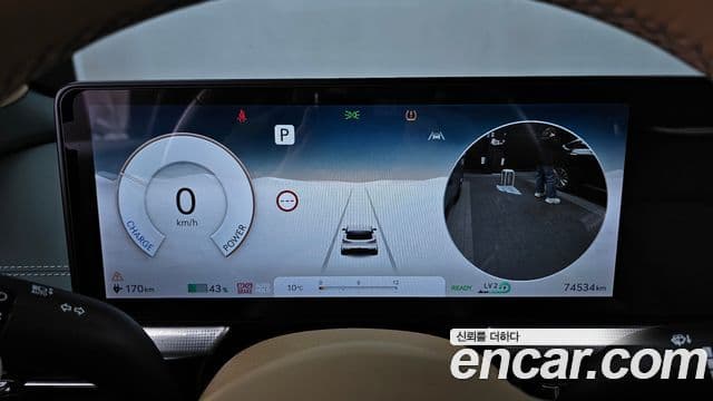 Genesis GV60 Standard AWD, 2022 8