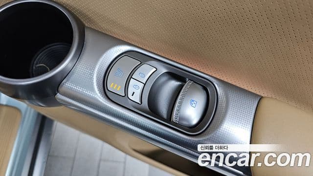 Genesis GV60 Standard AWD, 2022 19