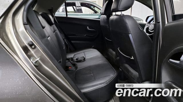 Kia All New Morning Luxury, 2012 12