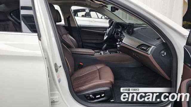 BMW 5시리즈 (G30) Luxury, 2023 11