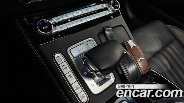 Genesis G90 Luxury, 2021 9