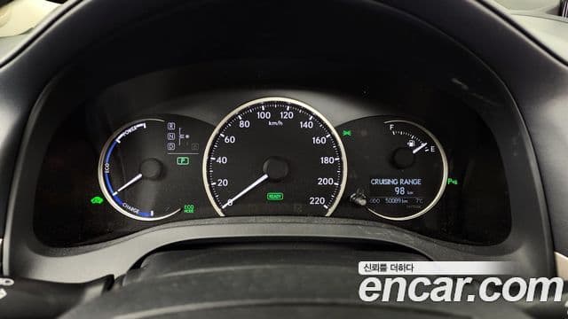 Lexus CT200h ZWA10, 2018 8