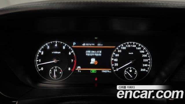 Genesis EQ900 Prestige, 2016 8